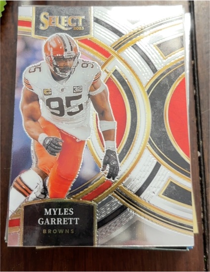 2023 Panini Select #152 Myles Garrett — front
