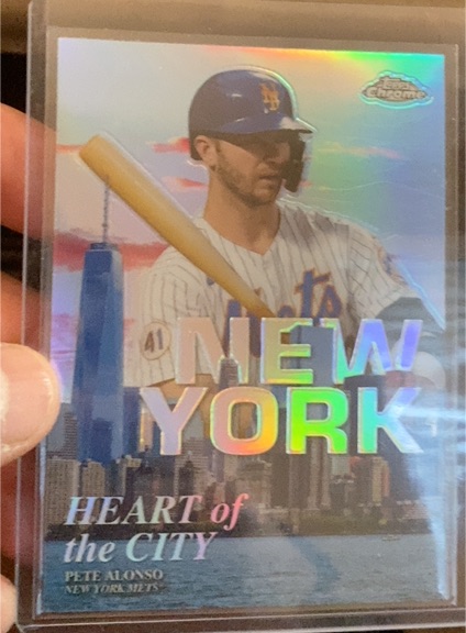 2022 Topps Chrome Heart of the City #HOC-4 Pete Alonso — front