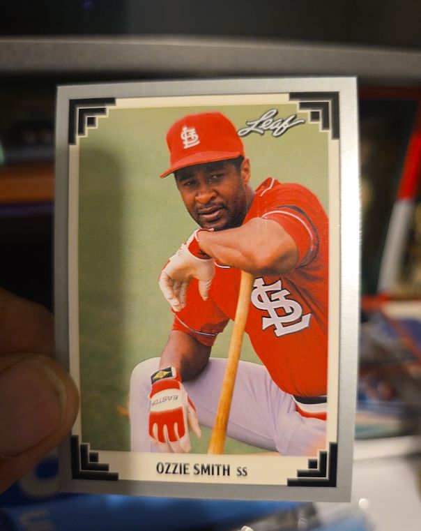 1991 Leaf #80 Ozzie Smith — front