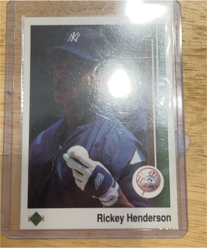 1989 Upper Deck #210 Rickey Henderson — front