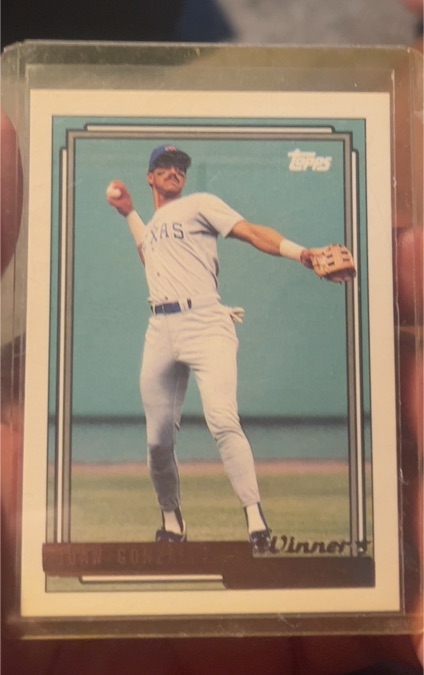 1992 Topps #27 Juan Gonzalez Texas Rangers — front