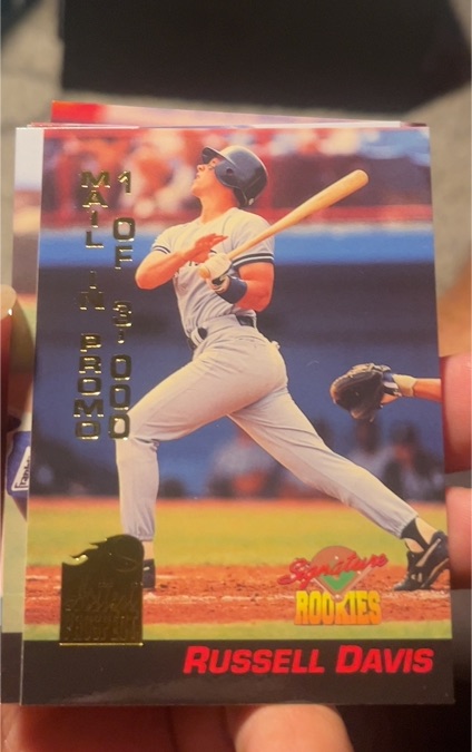 1994 Signature Rookies #S2 Russell Davis Hottest Prospect Redemption Promo — front