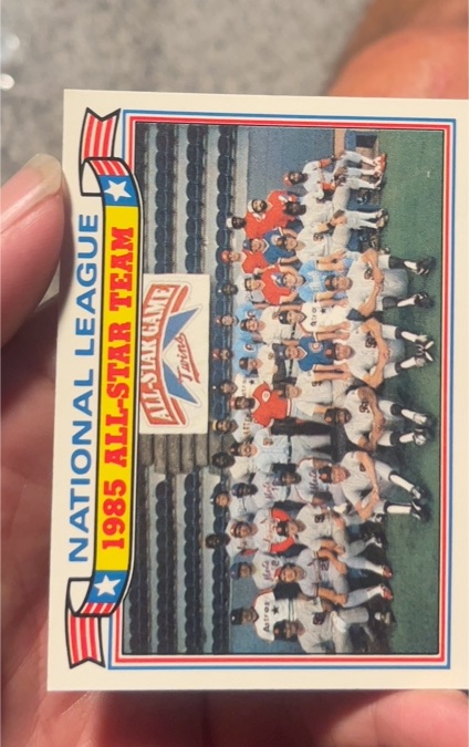 1985 Topps #22 National League All-Star Team — front