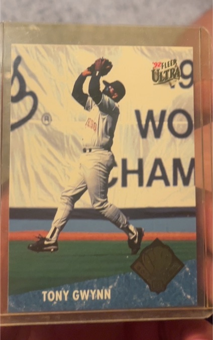 1992 Fleer Ultra Award Winners #12 Tony Gwynn — front