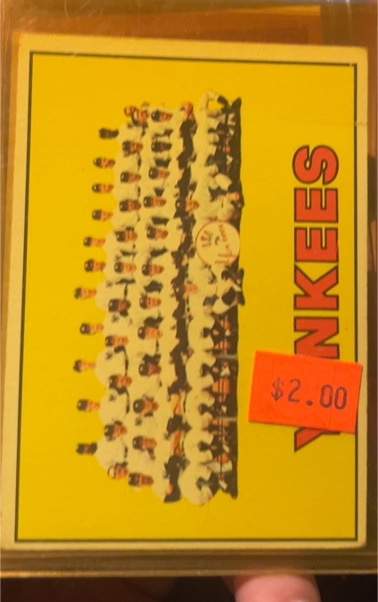 1967 Topps #131 New York Yankees Team — front