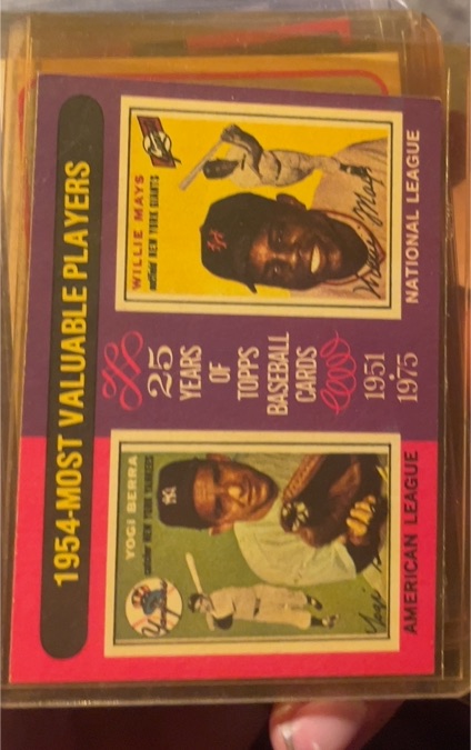 1975 Topps #192 1954 MVPs (Yogi Berra / Willie Mays) — front