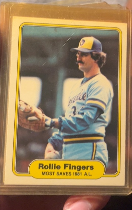 1982 Fleer #644 Rollie Fingers — front