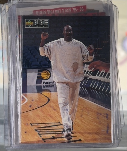 1997-98 Upper Deck Collector's Choice #391 Michael Jordan — front