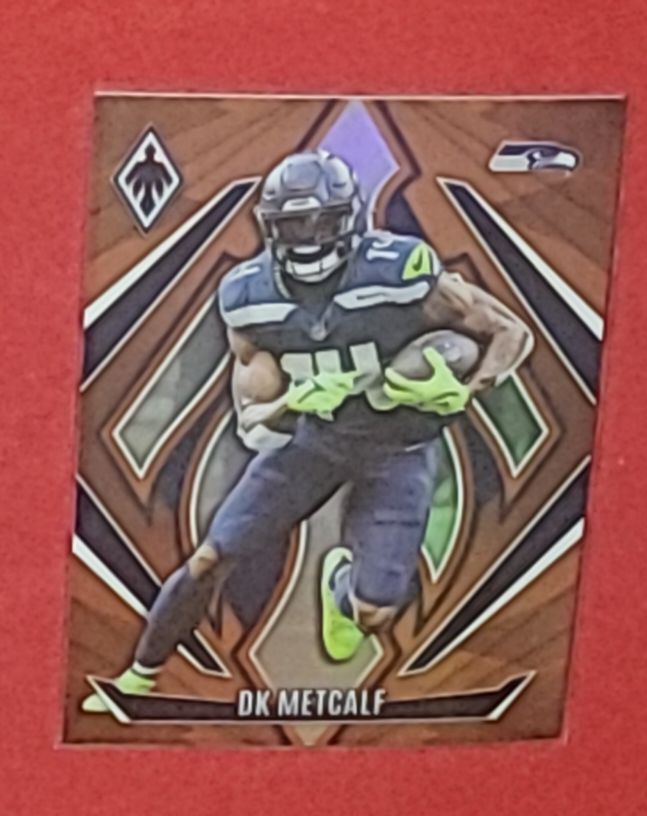 2024 Panini Phoenix #51 DK Metcalf — front