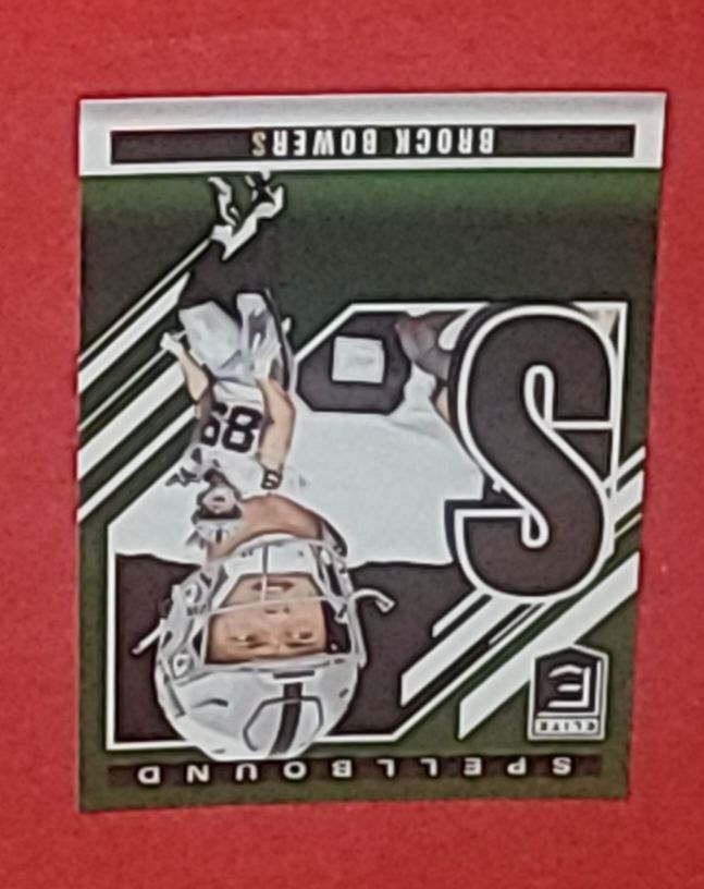 2025 Donruss Elite #25 Brock Bowers Spellbound Green Letter S — front
