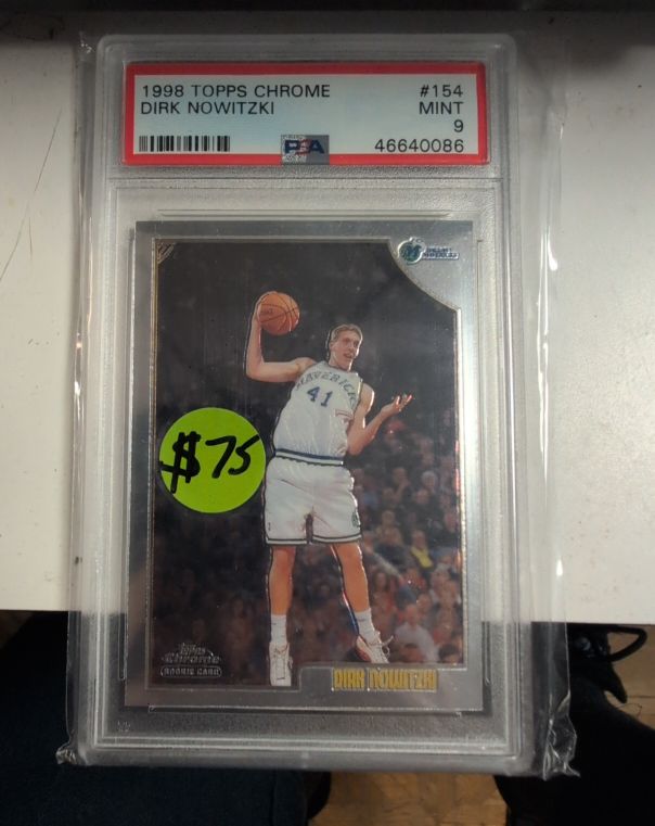1998 Topps Chrome #154 Dirk Nowitzki — front
