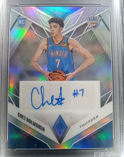 2022-23 Panini Chronicles Phoenix #PRA-CHH Chet Holmgren Rookie Auto — front
