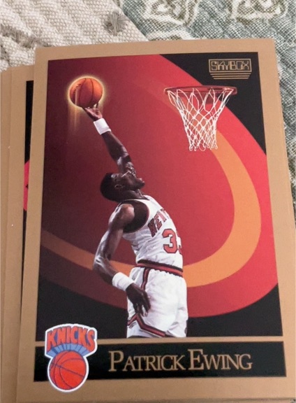 1990-91 SkyBox #187 Patrick Ewing — front