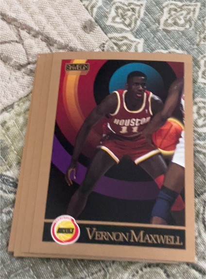 1990-91 SkyBox #109 Vernon Maxwell — front