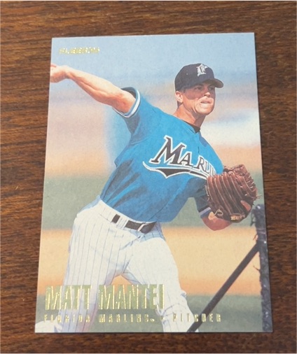 1996 Fleer Matt Mantei Florida Marlins — front