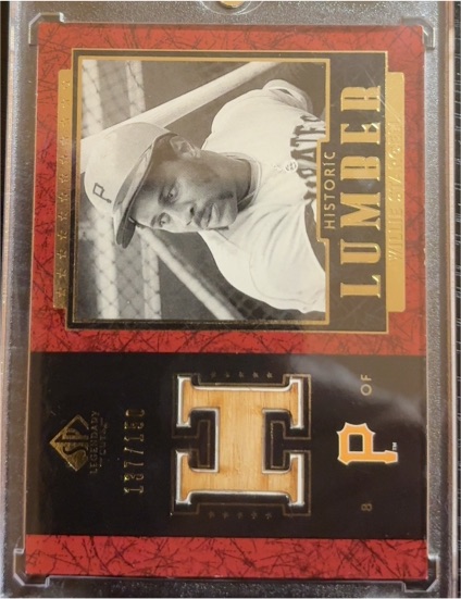 2003 Upper Deck SP Legendary Cuts Historic Lumber #HL-8 Roberto Clemente — front