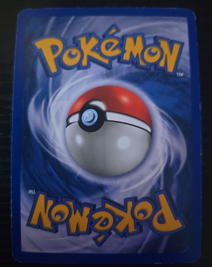1999 Pokémon Base Set Card — front