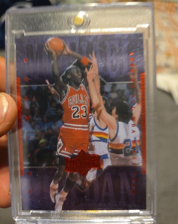 1999 Upper Deck #9 Michael Jordan Athlete of the Century — front