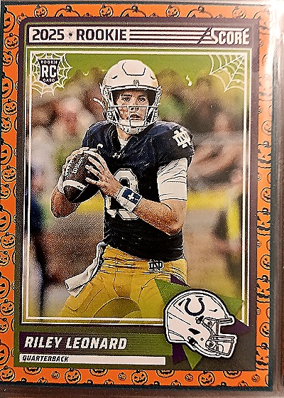2025 Panini Score A Treat #9 Riley Leonard — front