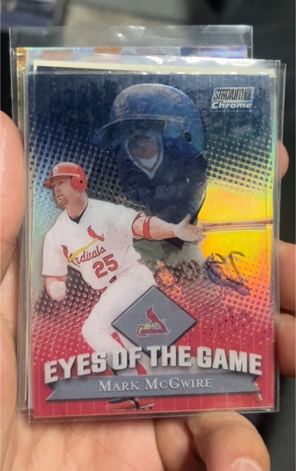 2000 Topps Stadium Club Chrome #EG4 Mark McGwire Eyes of the Game — front