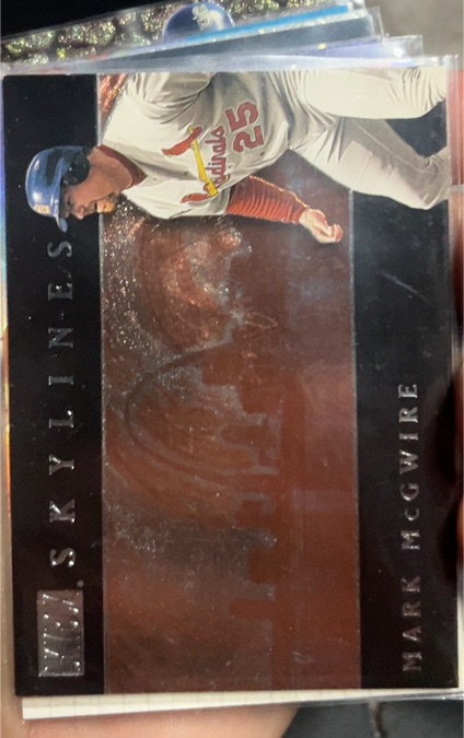 2000 SkyBox Skylines #2SL Mark McGwire — front