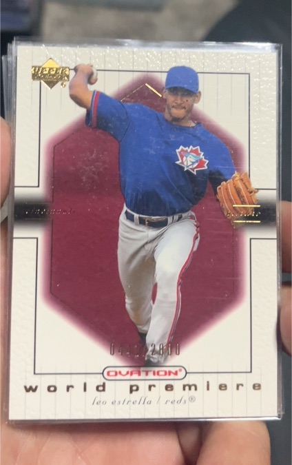 2001 Upper Deck Ovation #70 Leo Estrella — front