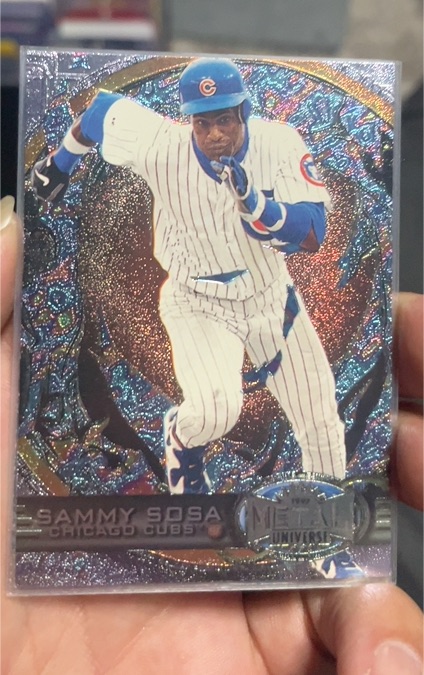1997 Skybox Metal Universe #15 Sammy Sosa — front