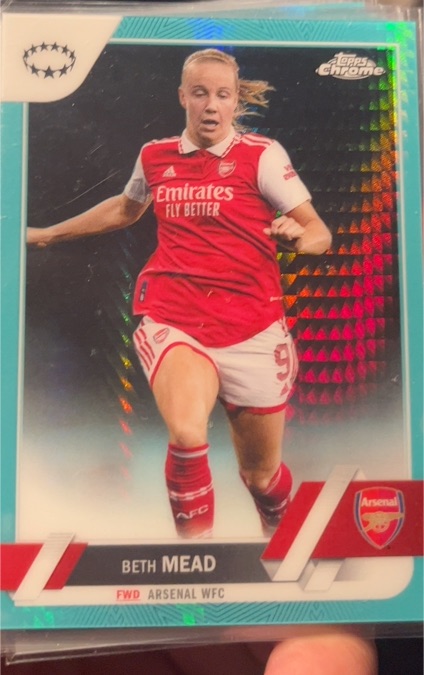 2022-23 Topps Chrome UEFA Women's Champions League #81 Beth Mead — front