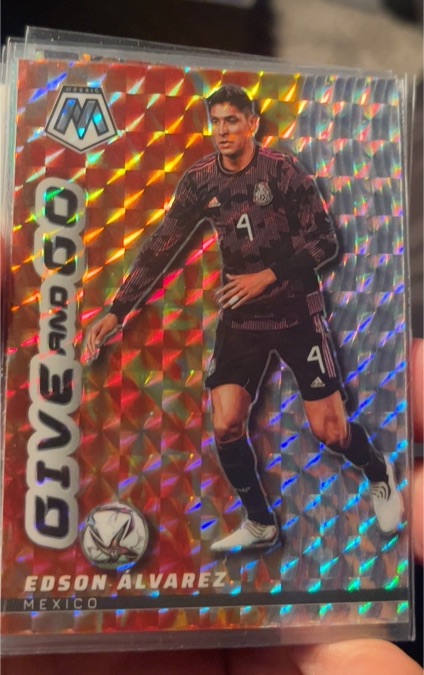 2021-22 Panini Mosaic FIFA Road to World Cup #1 Edson Alvarez Give and Go — front