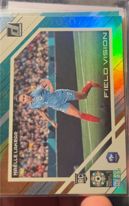 2023 Donruss FIFA Women's World Cup Field Vision #7 Maëlle Lakrar — front