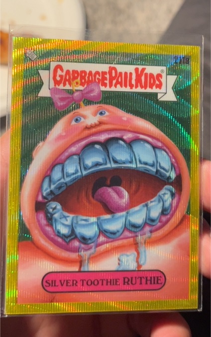 2022 Topps Garbage Pail Kids Sapphire Edition #211a Silver Toothie Ruthie — front