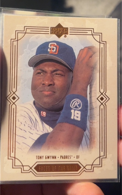 2000 Upper Deck Faces of the Game #F10 Tony Gwynn — front