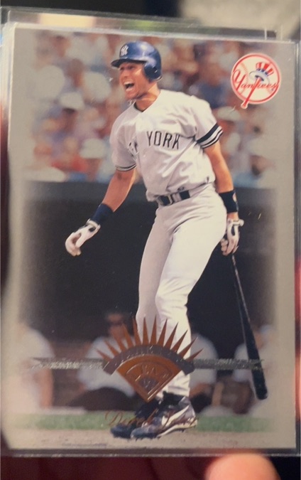 1997 Leaf #165 Derek Jeter New York Yankees — front