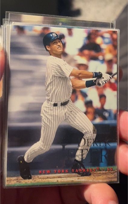 2000 SkyBox #180 Derek Jeter — front