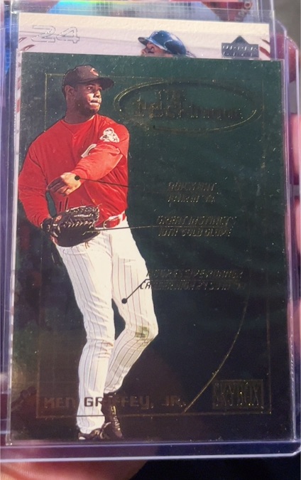 2000 SkyBox The Technique #6T Ken Griffey Jr. — front