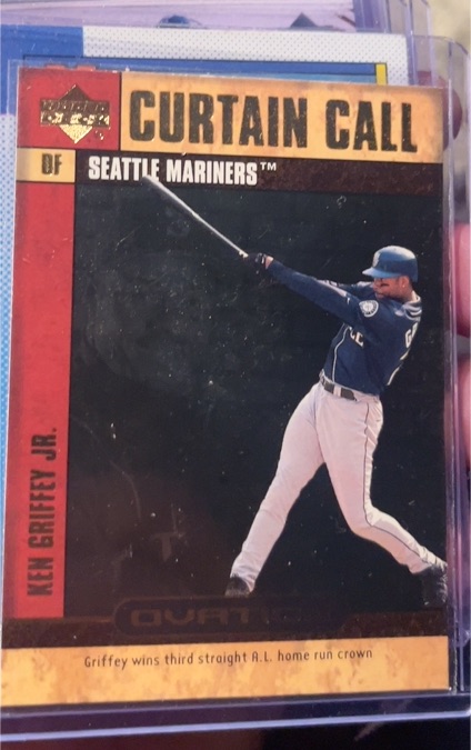 2000 Upper Deck Ovation #CC20 Ken Griffey Jr. Curtain Calls — front