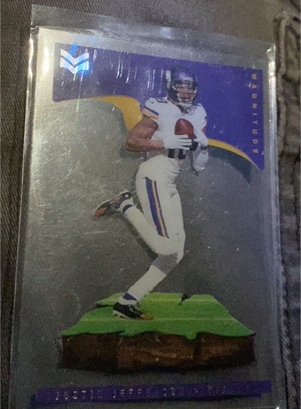 2021 Panini Chronicles Magnitude #MAG-29 Justin Jefferson — front