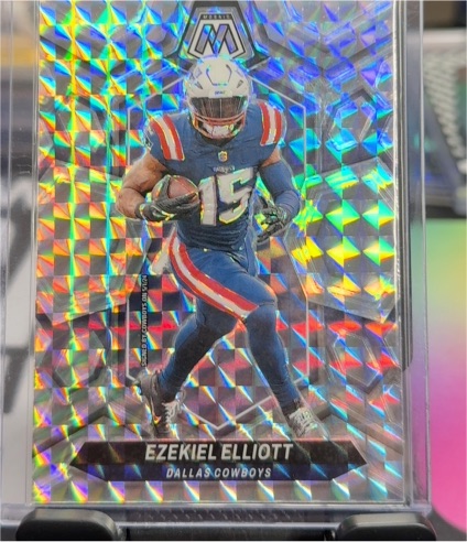 2024 Panini Mosaic #58 Ezekiel Elliott — front