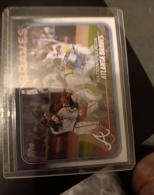 2024 Topps #154 Atlanta Braves — front