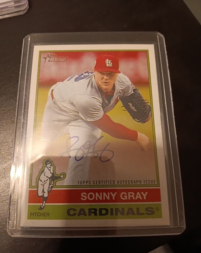 2025 Topps Heritage Real One Autograph #ROA-SG Sonny Gray — front