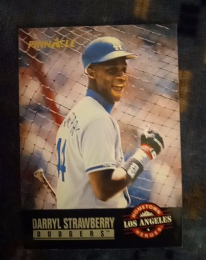 1993 Pinnacle #309 Darryl Strawberry Los Angeles Dodgers — front