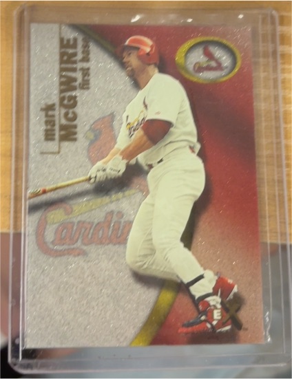 2001 Fleer E-X #24 Mark McGwire — front