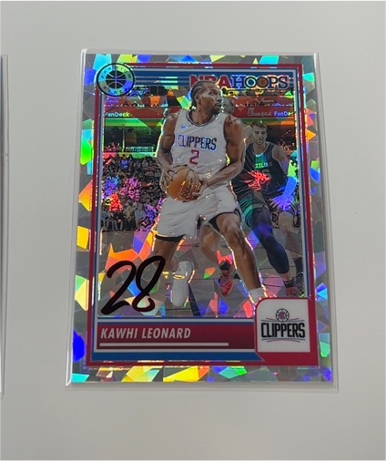 2023-24 Panini NBA Hoops Premium Stock #114 Kawhi Leonard — front