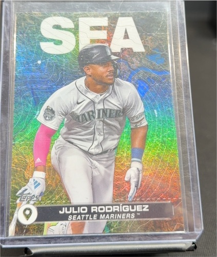 2024 Topps Series 2 City to City #CTC-11 Julio Rodriguez — front