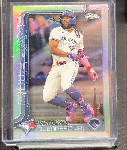 2025 Topps Chrome #259 Vladimir Guerrero Jr. — front