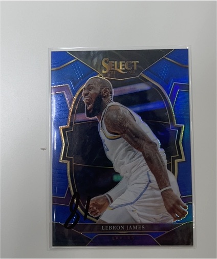 2022-23 Panini Select #26 LeBron James — front