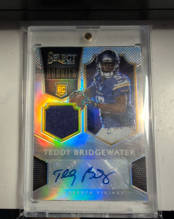 2014 Panini Select Rookies Teddy Bridgewater Rookie Patch Auto — front