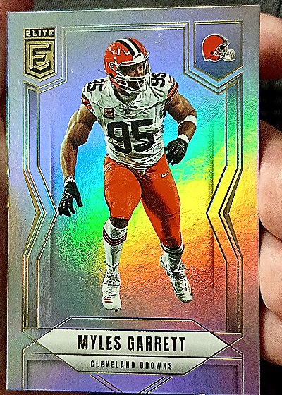 2025 Panini Donruss Elite #32 Myles Garrett — front