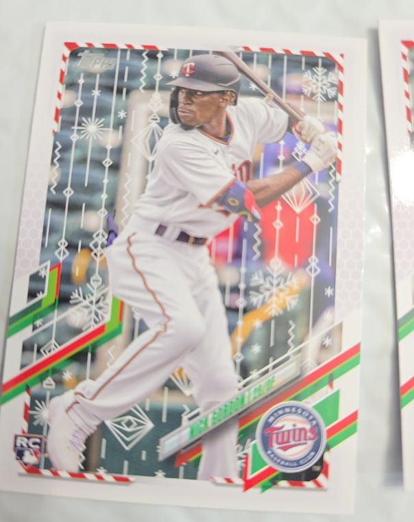 2021 Topps Holiday #HW201 Nick Gordon — front