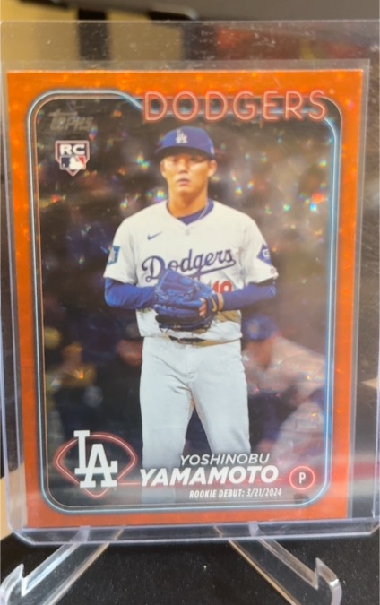 2024 Topps Update #US149 Yoshinobu Yamamoto — front